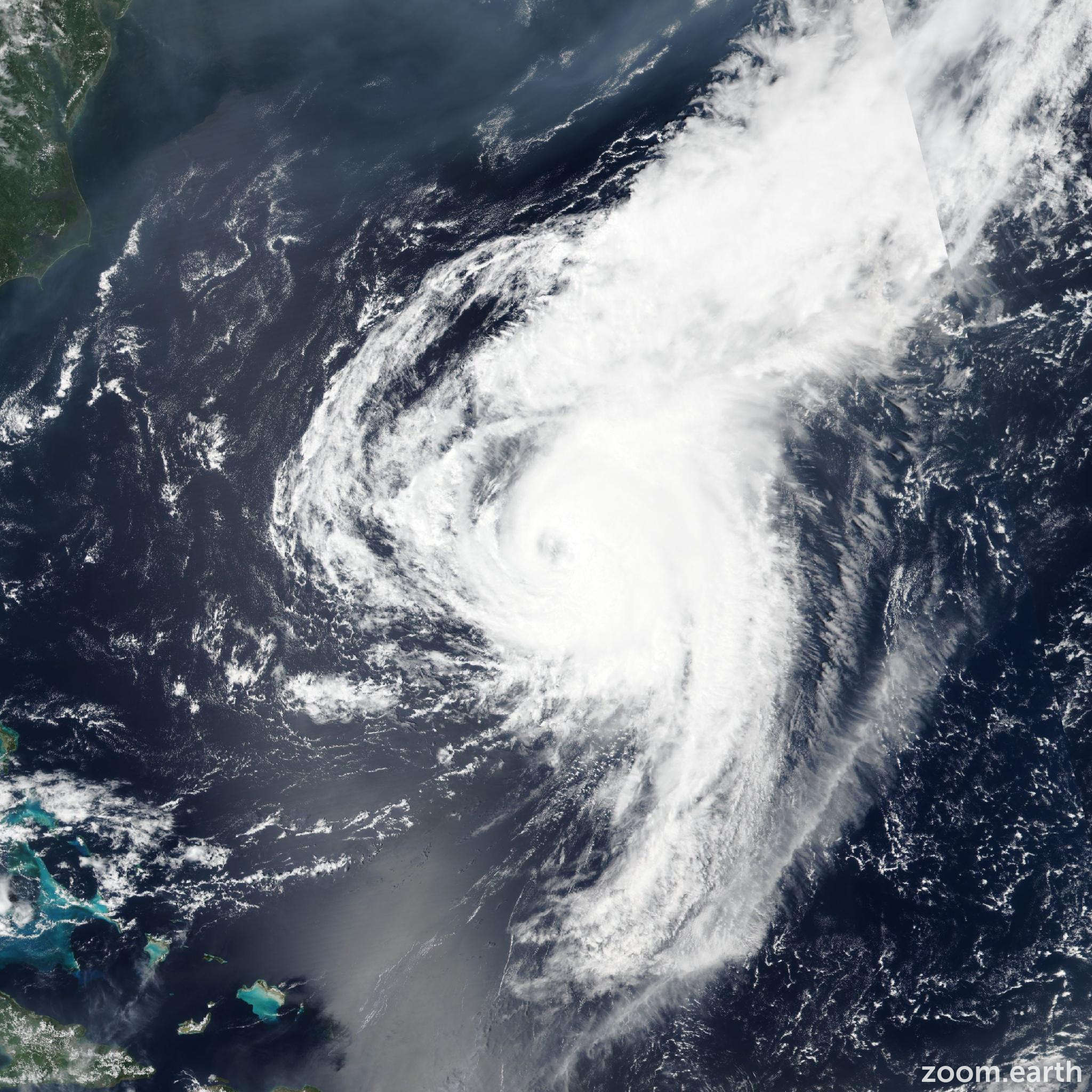 Hurricane Ernesto LIVE Tracker, Updates & Forecast Zoom Earth