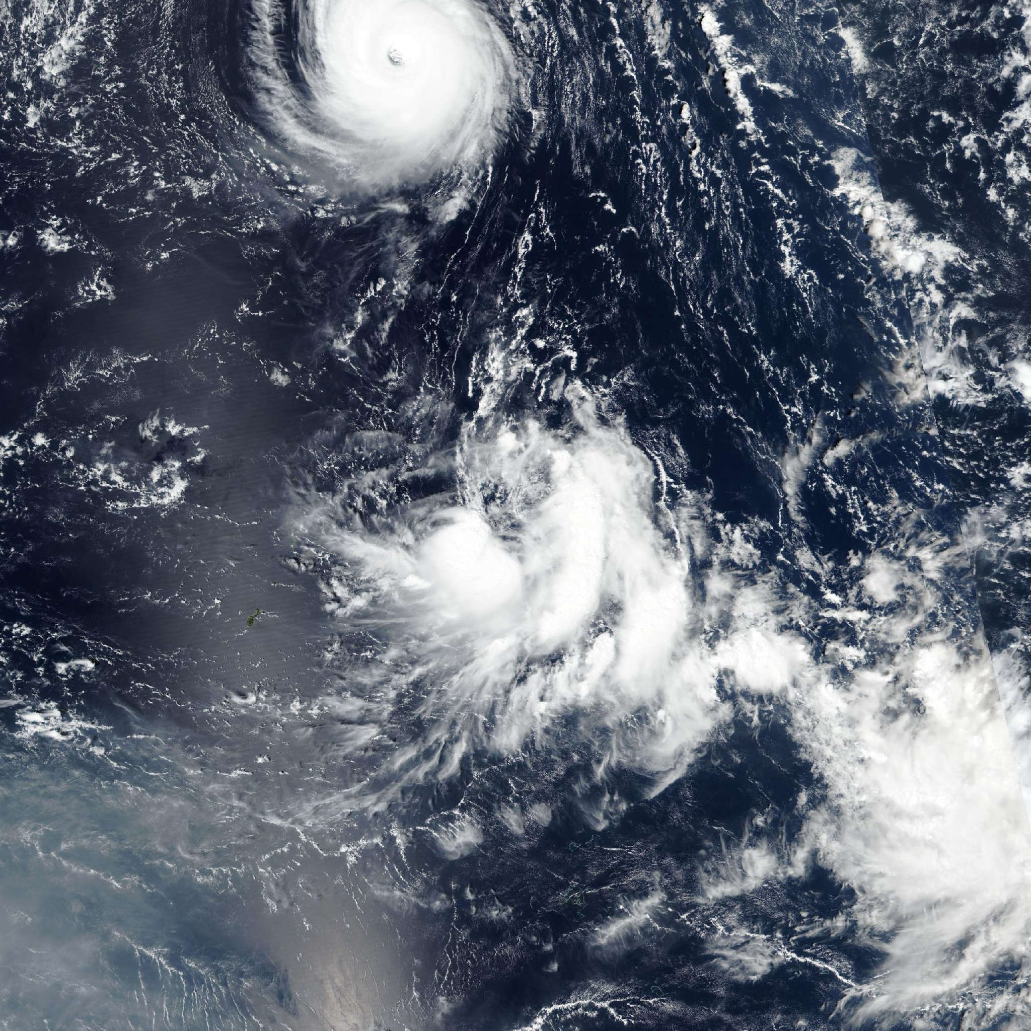 Tropical Depression 28W Forecast to Dissipate Due to Dry Air