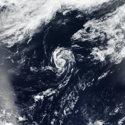 Tropical Storm Andrea 2025 | Zoom Earth